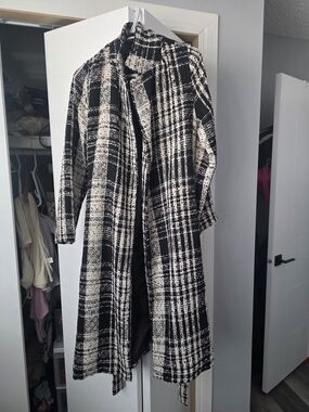 Fashion Nova Black & Cream Plaid Coat